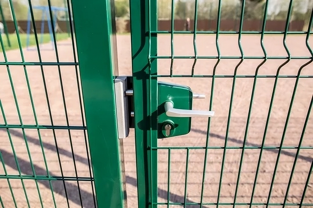 калитка из профильной трубы